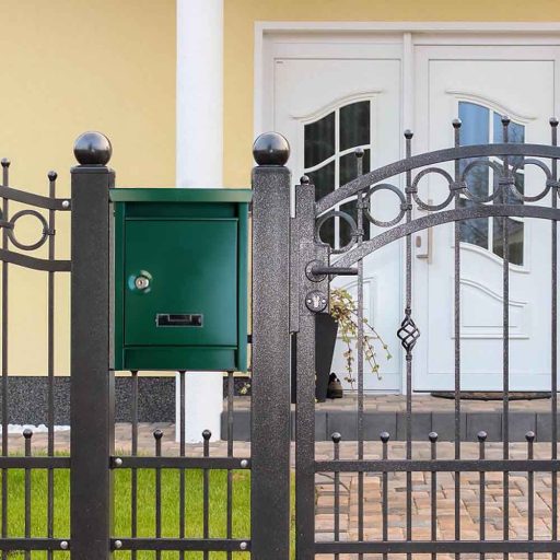 Fém postaláda több színben-zöld