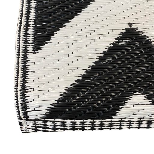 Kültéri szőnyeg, 2 oldalas, 180 x 120 cm,fekete-fehér