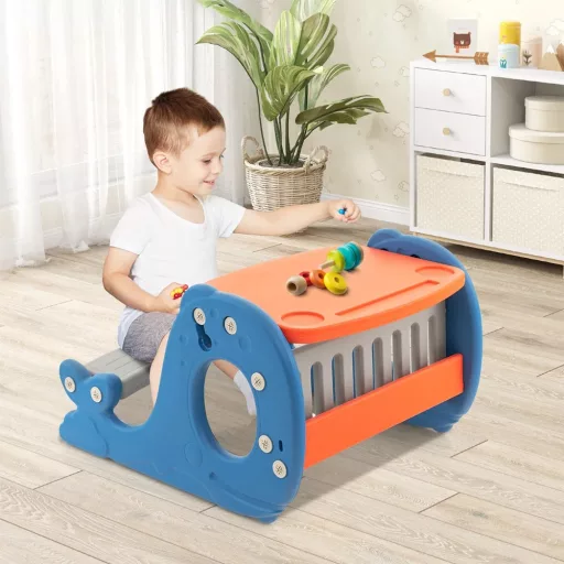 Gyermek kisasztal dönthető asztallappal