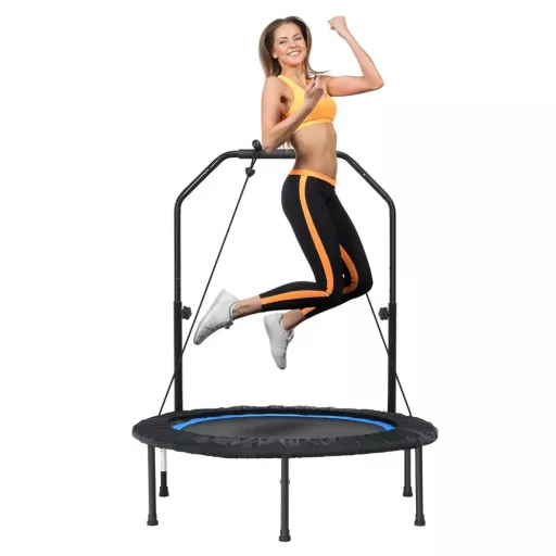 Fitnesz trambulin fogantyúval